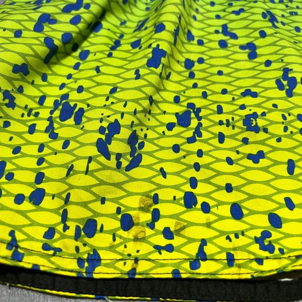 Pelagic Mens Mahi Fish Scale Board Shorts Green Blue Splatter Size 32 235-G